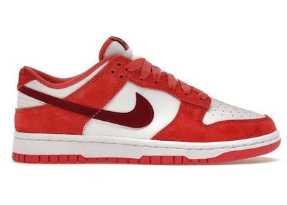 Nike Dunk Low Valentine's Day (2024)